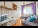 Апартаменты Kosta - 70m from sea : A1(2+1), A2(4+2) Винишче - Ривьера Трогир  - Апартамент - A2(4+2): гостиная