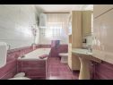 Апартаменты Kosta - 70m from sea : A1(2+1), A2(4+2) Винишче - Ривьера Трогир  - Апартамент - A2(4+2): ванная комната с туалетом