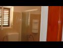 Апартаменты Marin - comfortable apartment near sea: A1(5+2) Винишче - Ривьера Трогир  - Апартамент - A1(5+2): ванная комната с туалетом