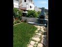 Дома дял отдыха More - garden shower: H(10+2) Винишче - Ривьера Трогир  - Хорватия - камин