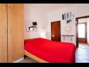 Апартаменты Vesna - 200 m from beach A1(2), SA2(2), A3(2) Бибинье - Задар Ривьера  - Студия- апартамент - SA2(2): спальная комната