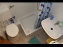 Апартаменты Ivan - 300 m from sea: A3(2), A4(2), SA5(2), A6(2) Нин - Задар Ривьера  - Апартамент - SA5(2): ванная комната с туалетом