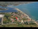 Апартаменты Branko - 150m from the sea: SA2(2) Нин - Задар Ривьера  - дом