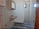 Комнаты Mat - 300 m from sea: R1(2), R3(3), R4(3) Вир - Задар Ривьера  - Количество людей - R4(3): ванная комната с туалетом