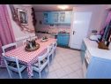Апартаменты Suza - relaxing & beautiful: A1(2+2), A2(4+2) Задар - Задар Ривьера  - летняя кухня
