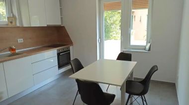 Апартаменты Karmen - modern and comfy: A1(2+1) Риека - Kvarner 