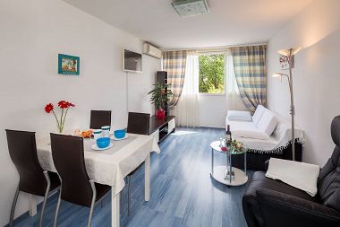 Апартаменты Dragica 1 - cozy flat : A1(3) Сплит - Ривьера Сплит 
